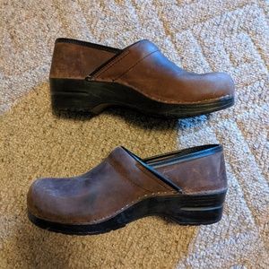 Dansko professional clog size 41 brown oiled
